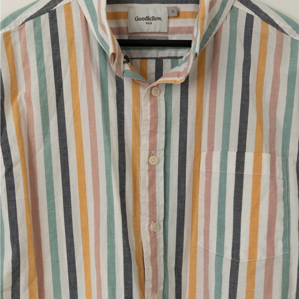 Goodfellow & Co Men's Short-Sleeve Multicolor Stripe Button-Up Shirt - Picture 4 of 4